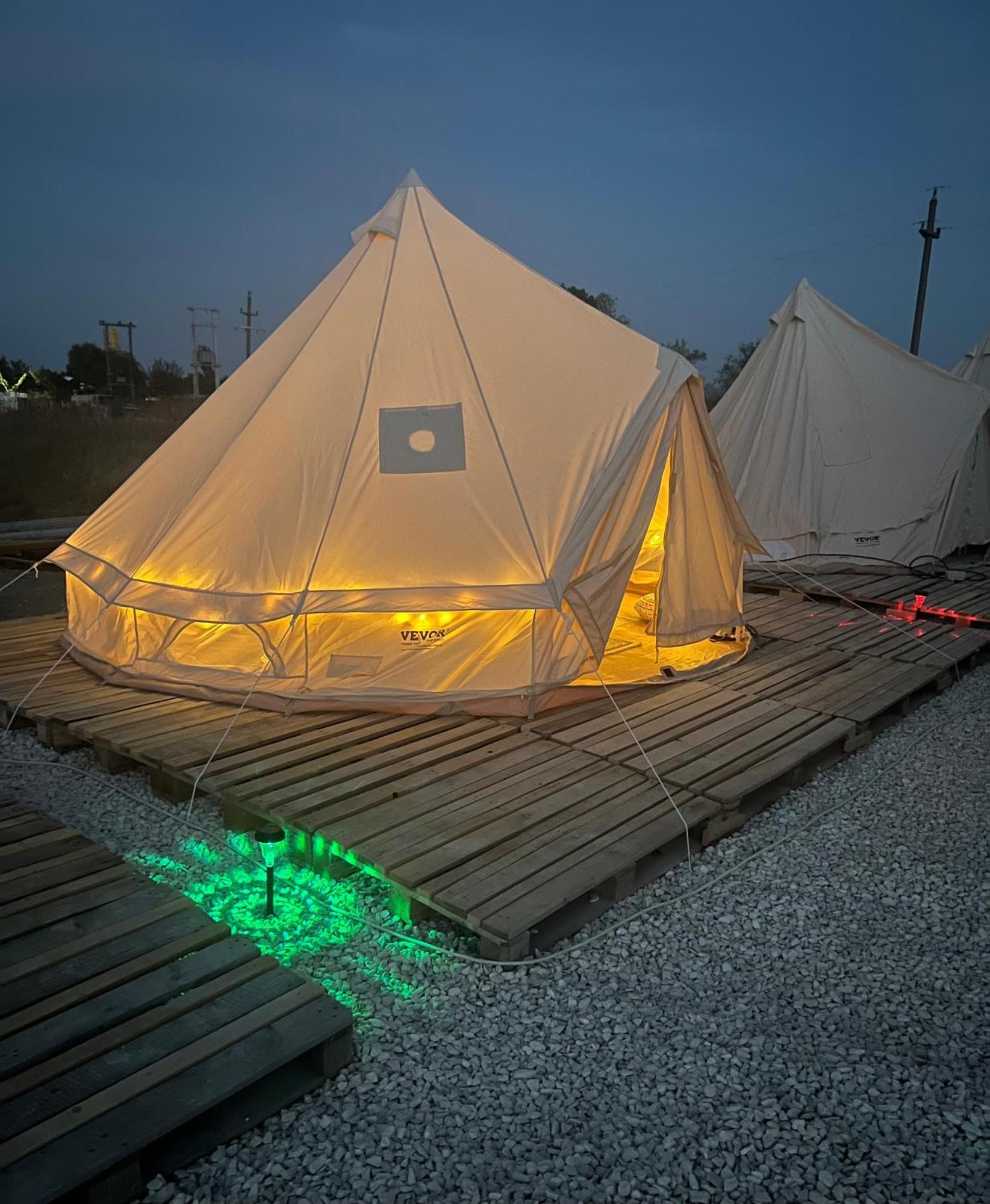 Meme Glamping Hotel Corbu  Bagian luar foto