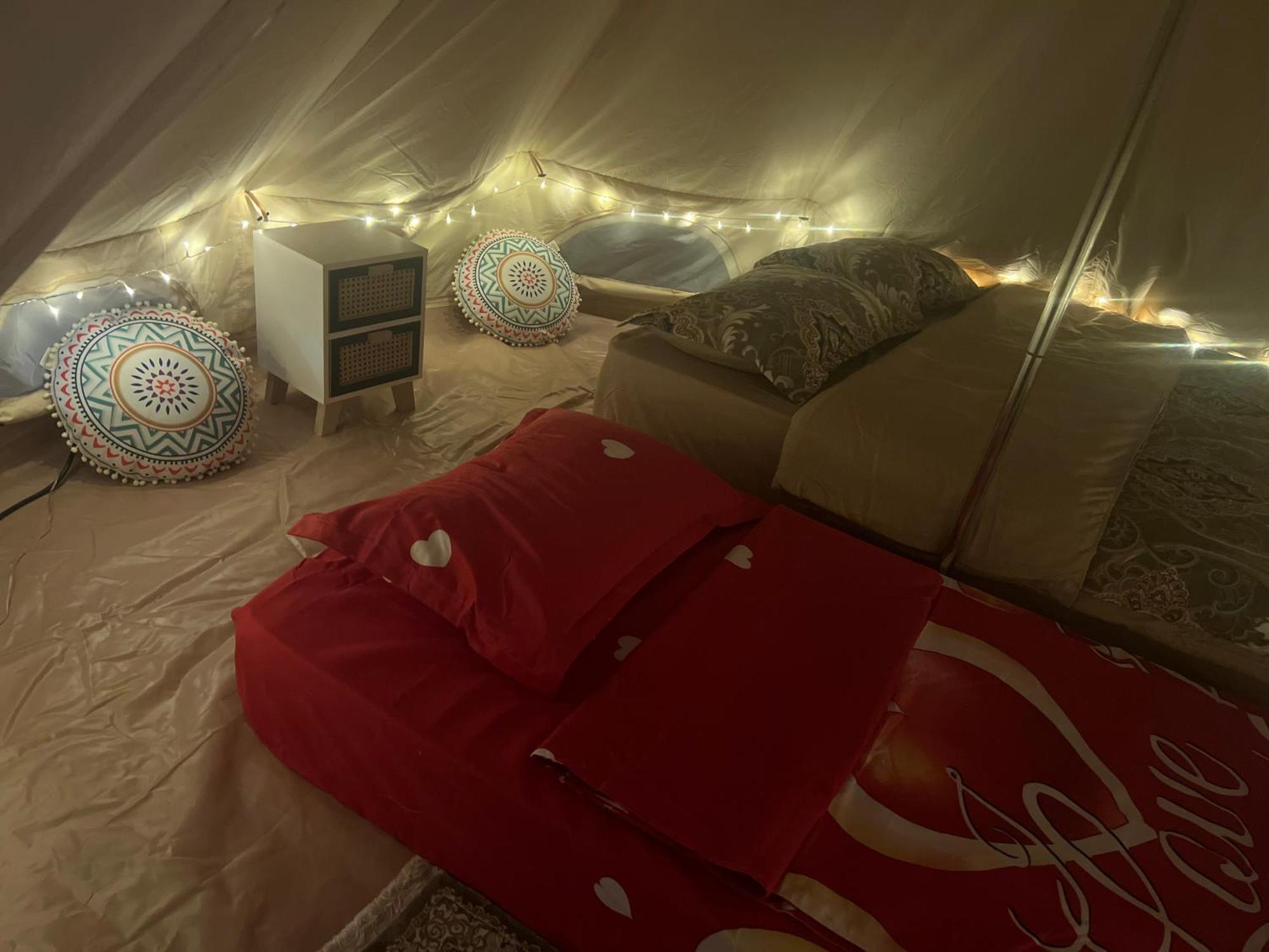 Meme Glamping Hotel Corbu  Bagian luar foto