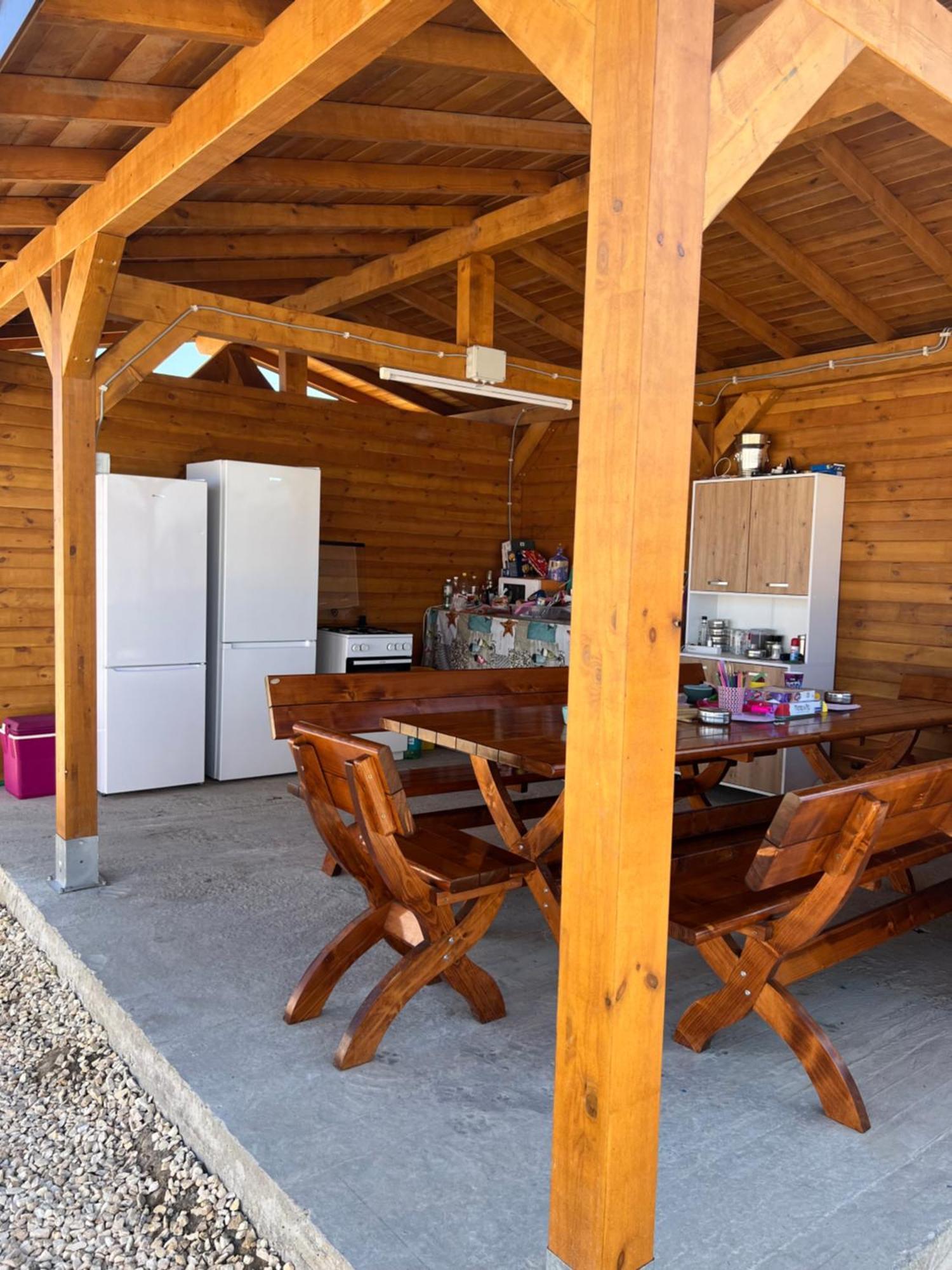 Meme Glamping Hotel Corbu  Bagian luar foto